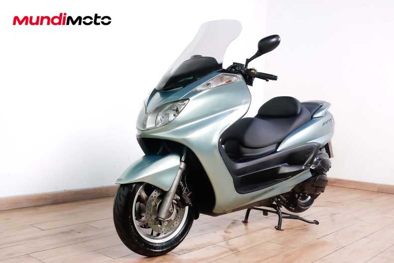Motorbike image 7