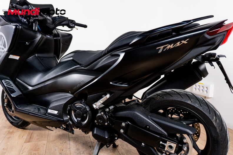 Motorbike image 8