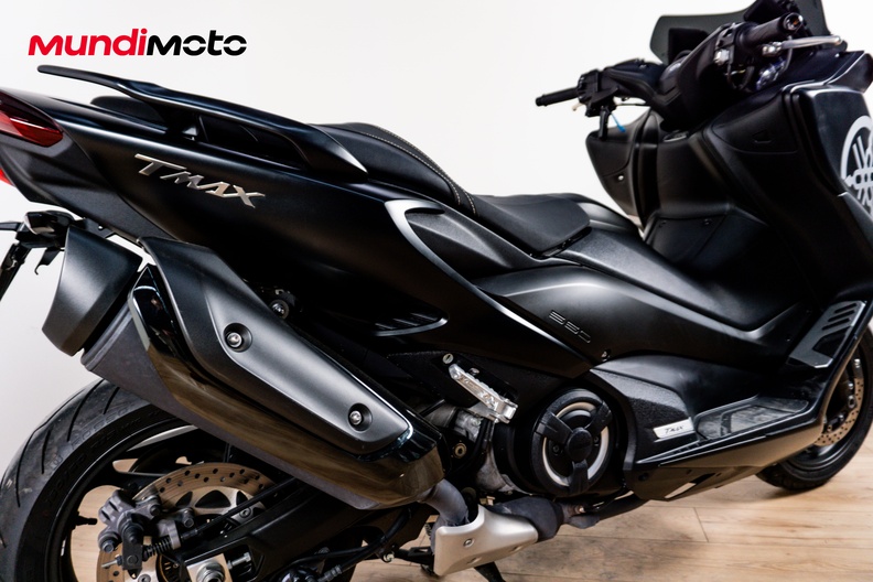Motorbike image 3