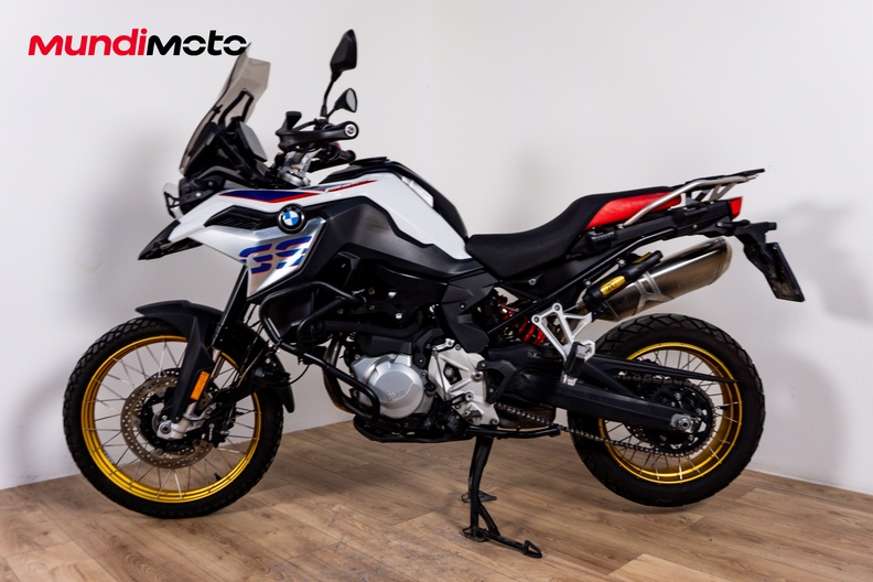 Motorbike image 5