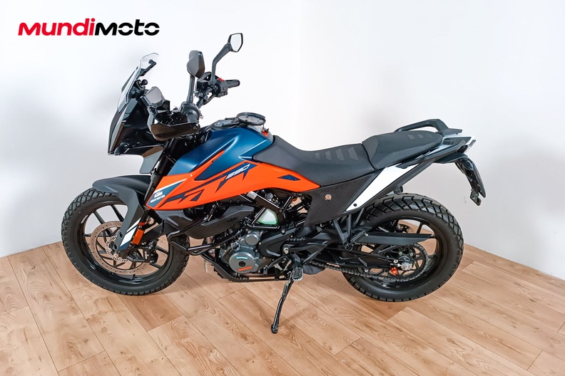 Motorbike image 7