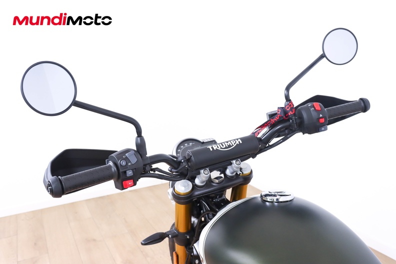 Motorbike image 10