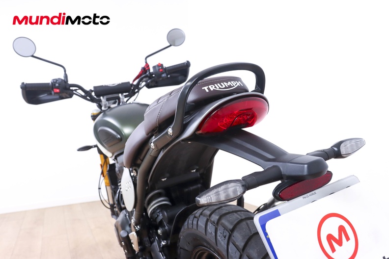 Motorbike image 9