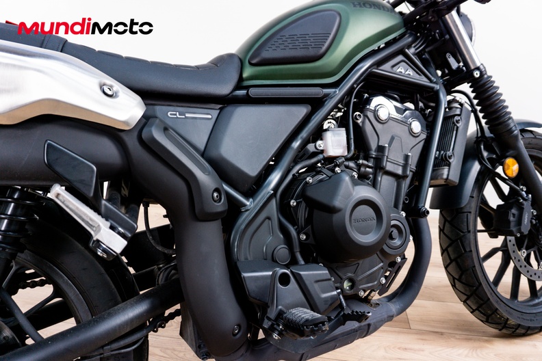 Motorbike image 3