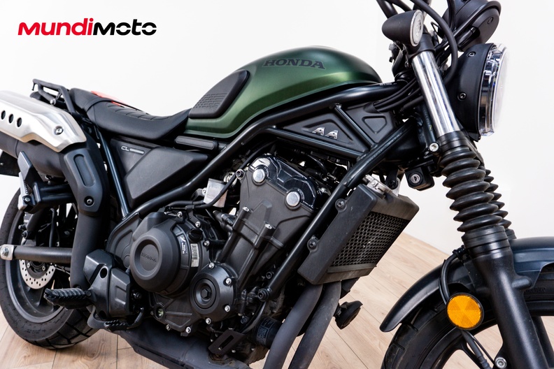 Motorbike image 4