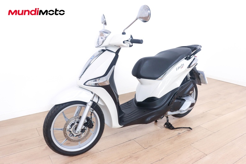 Motorbike image 7