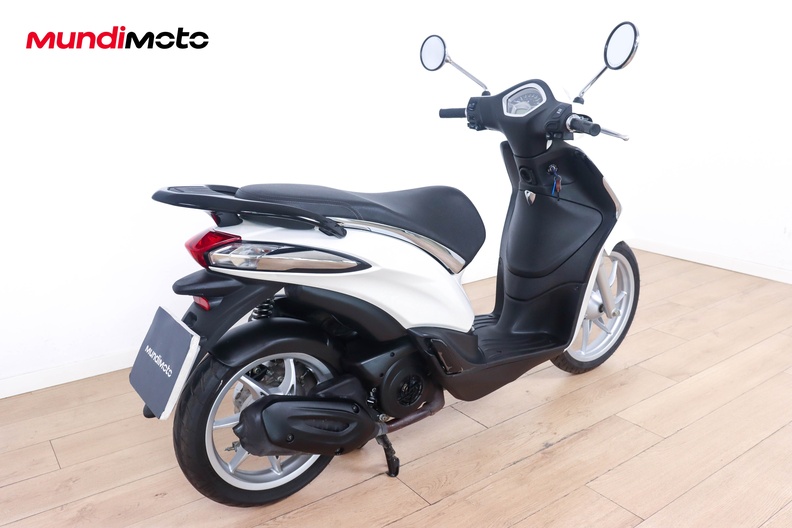 Motorbike image 2