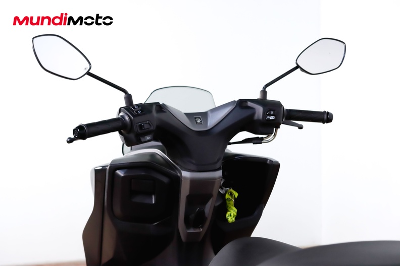 Motorbike image 10