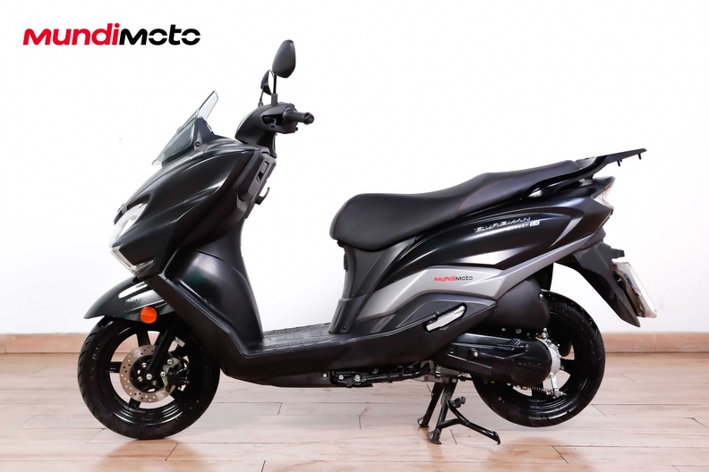Motorbike image 5
