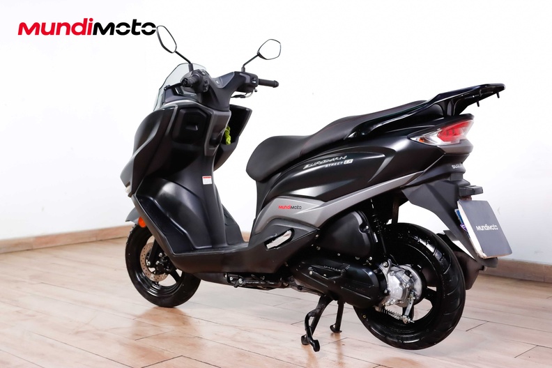 Motorbike image 6