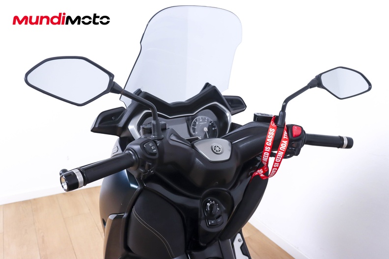 Motorbike image 10