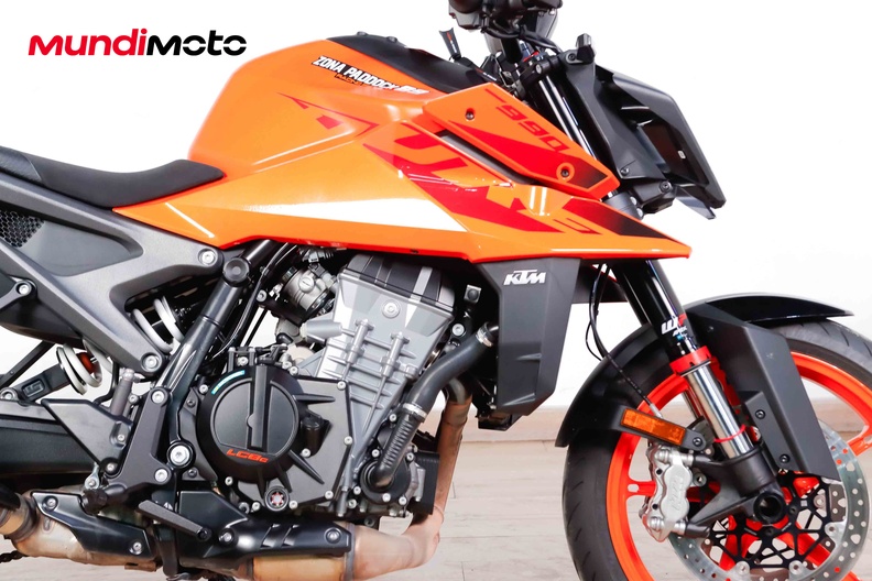 Motorbike image 12