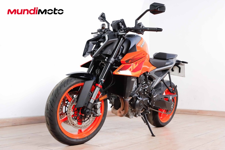 Motorbike image 7