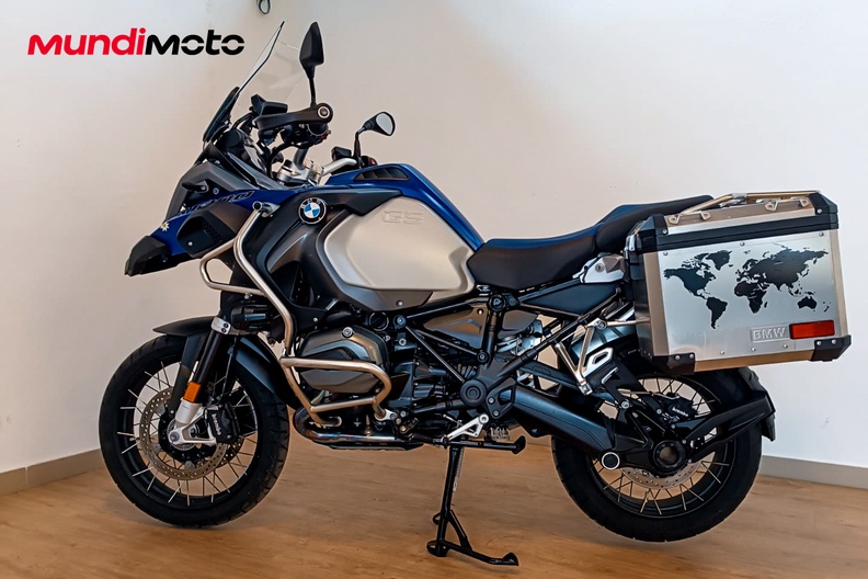 Motorbike image 5