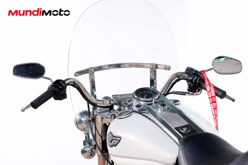 Motorbike image 10