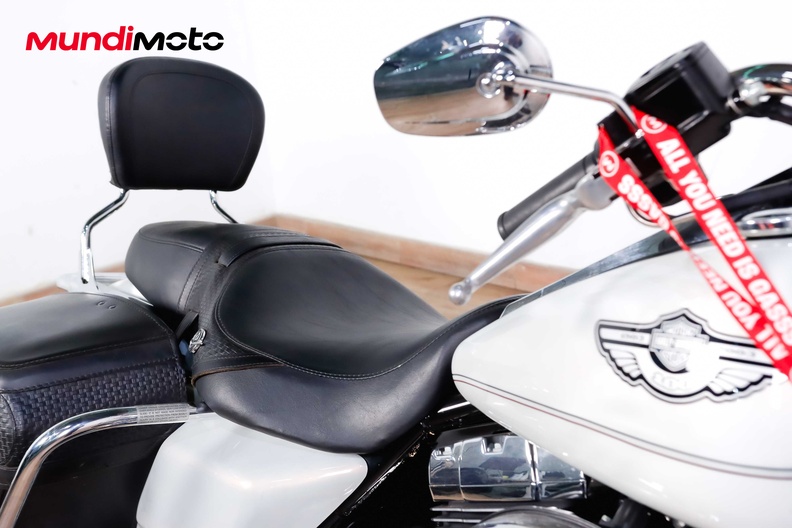 Motorbike image 13