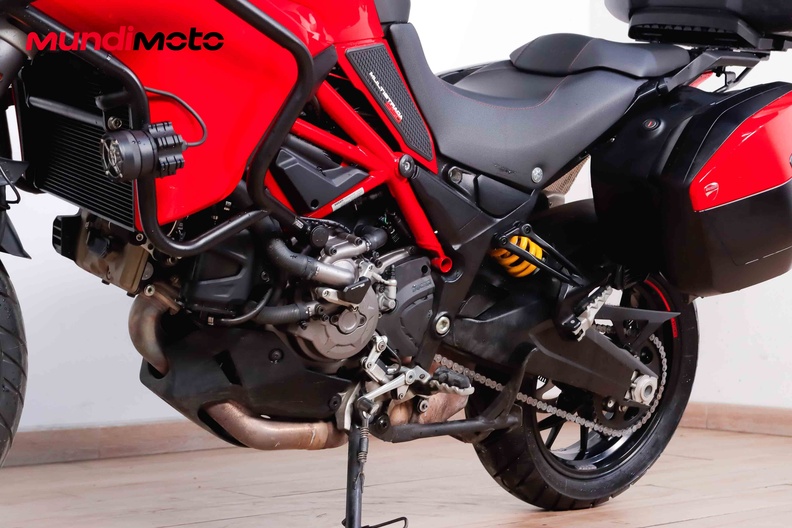 Motorbike image 8