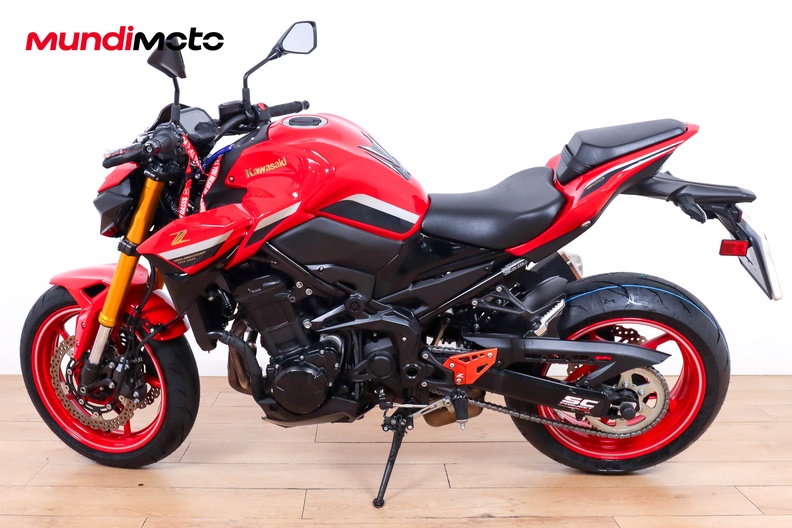 Motorbike image 5
