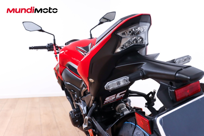 Motorbike image 9