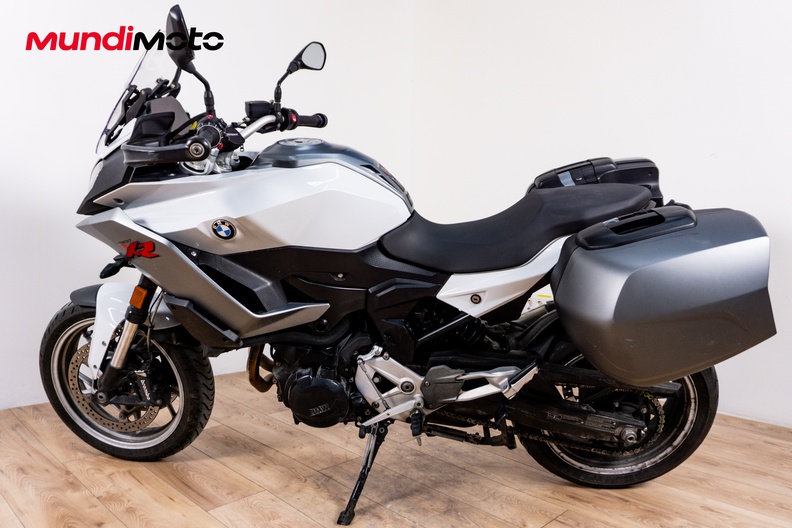 Motorbike image 5