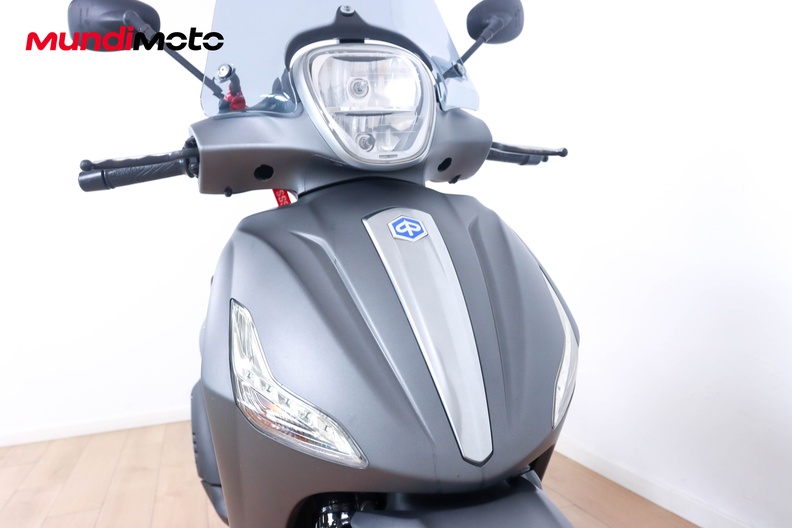 Motorbike image 4