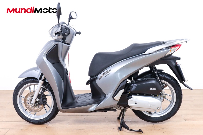 Motorbike image 5