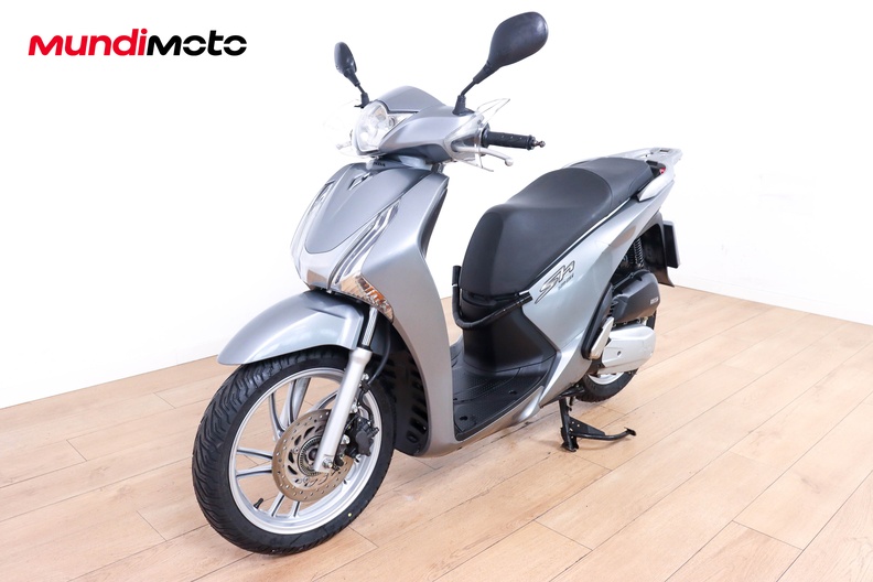 Motorbike image 7