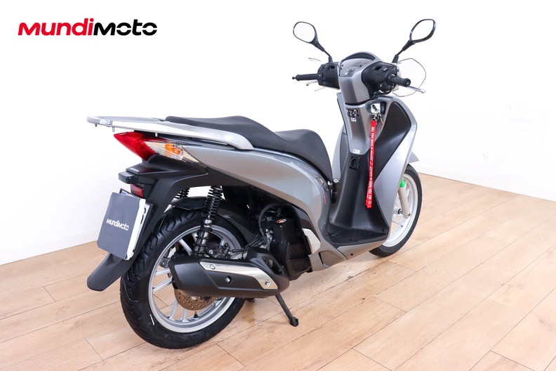 Motorbike image 2
