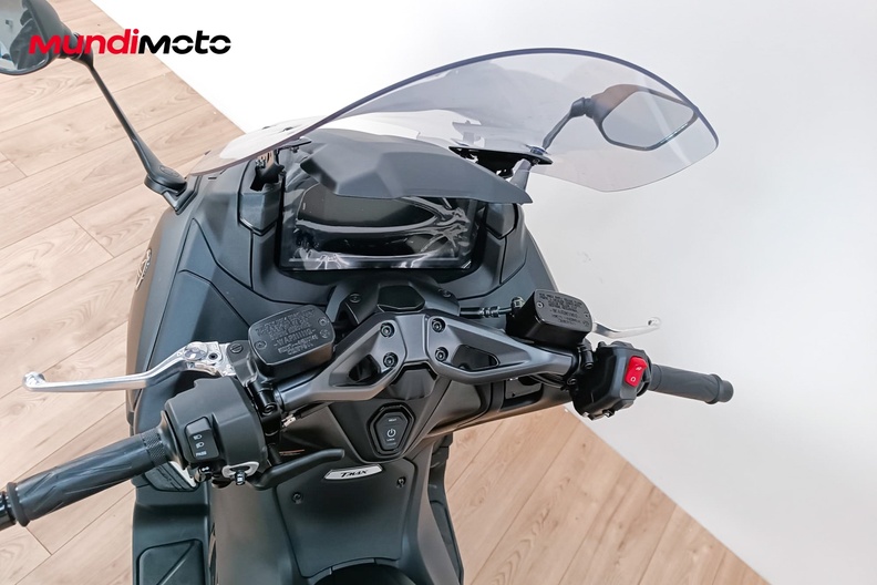 Motorbike image 10
