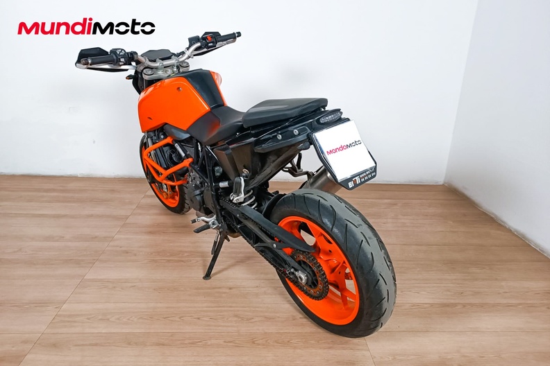 Motorbike image 7