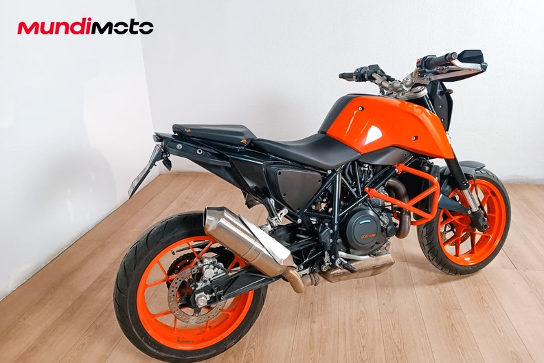 Motorbike image 2