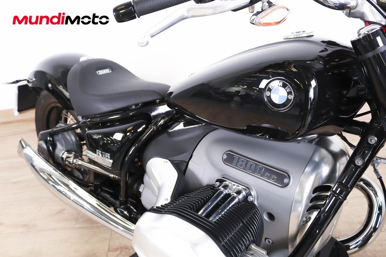 Motorbike image 13