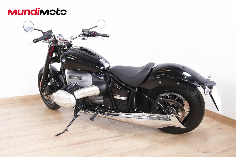 Motorbike image 6