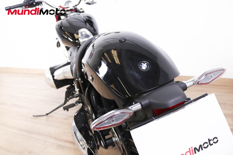 Motorbike image 9