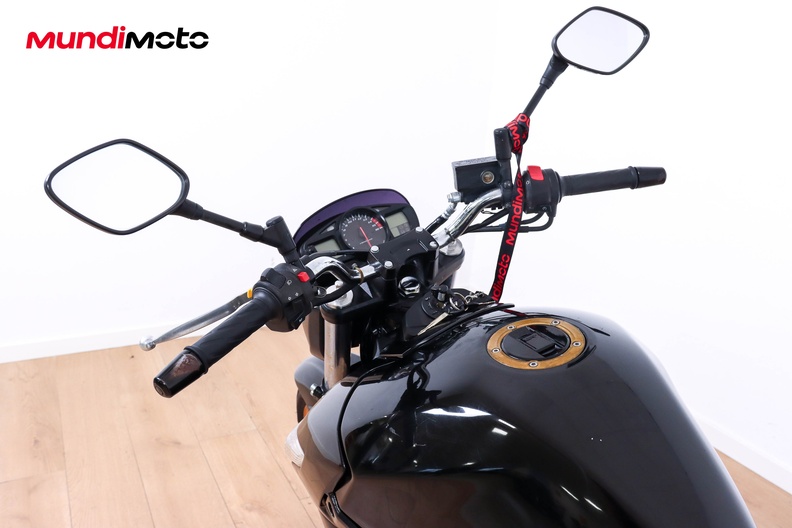 Motorbike image 10