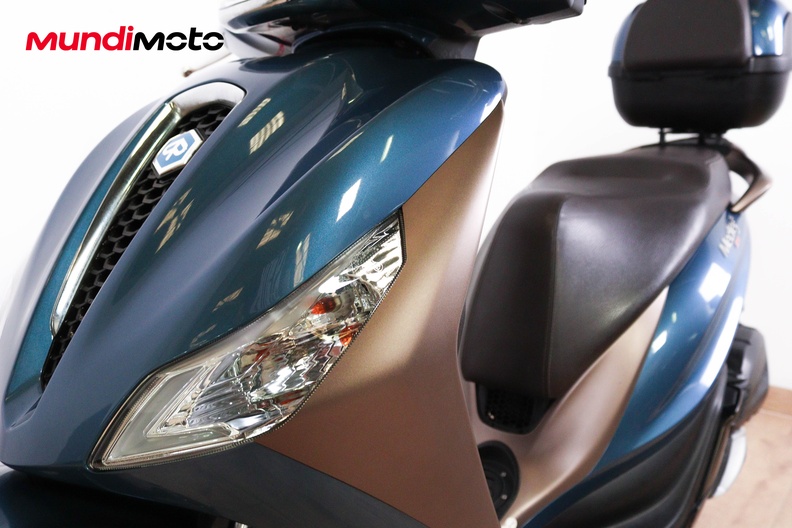 Motorbike image 8