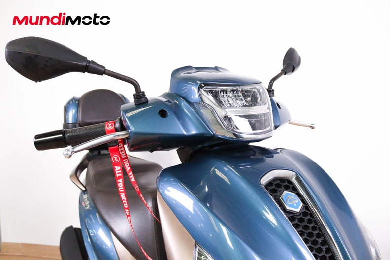 Motorbike image 4