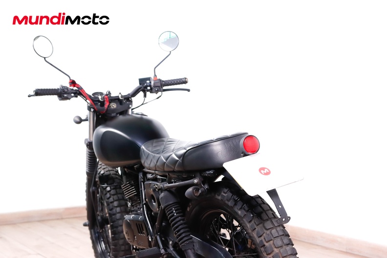 Motorbike image 8