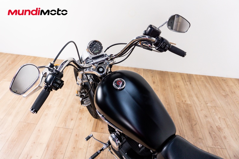 Motorbike image 10