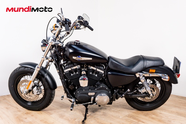 Motorbike image 5
