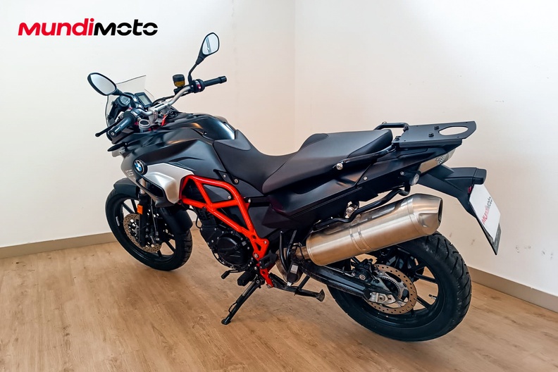 Motorbike image 7