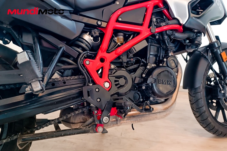 Motorbike image 3