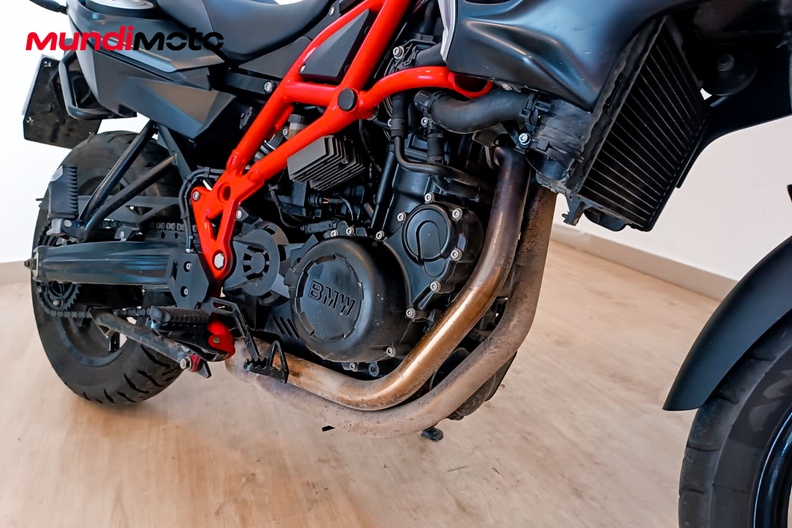 Motorbike image 4