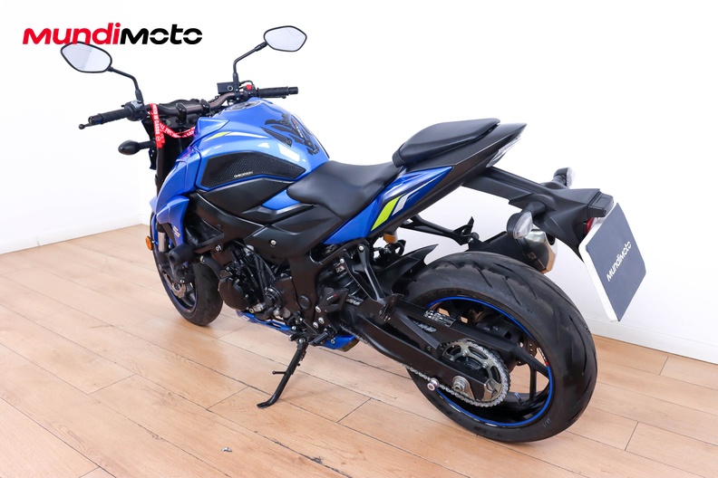 Motorbike image 6