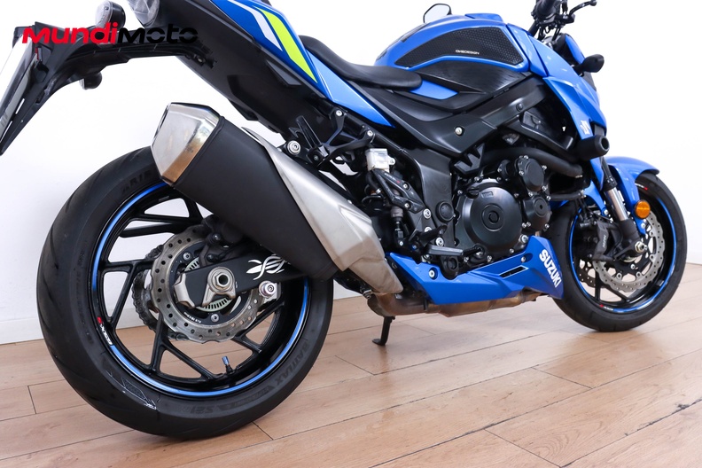 Motorbike image 3