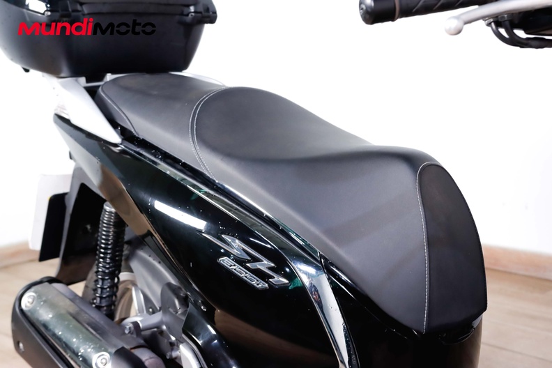 Motorbike image 13
