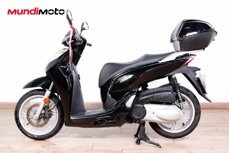Motorbike image 5