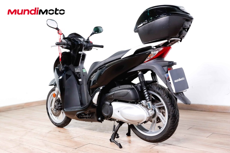 Motorbike image 6