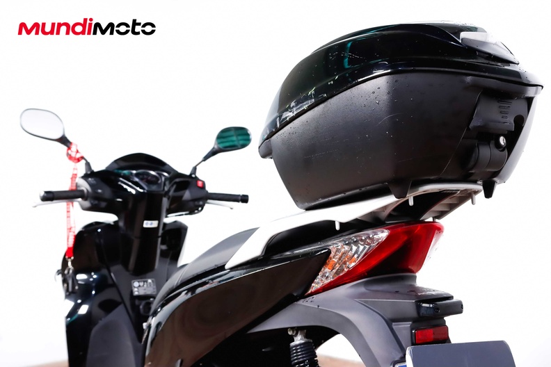 Motorbike image 9