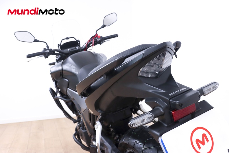 Motorbike image 9